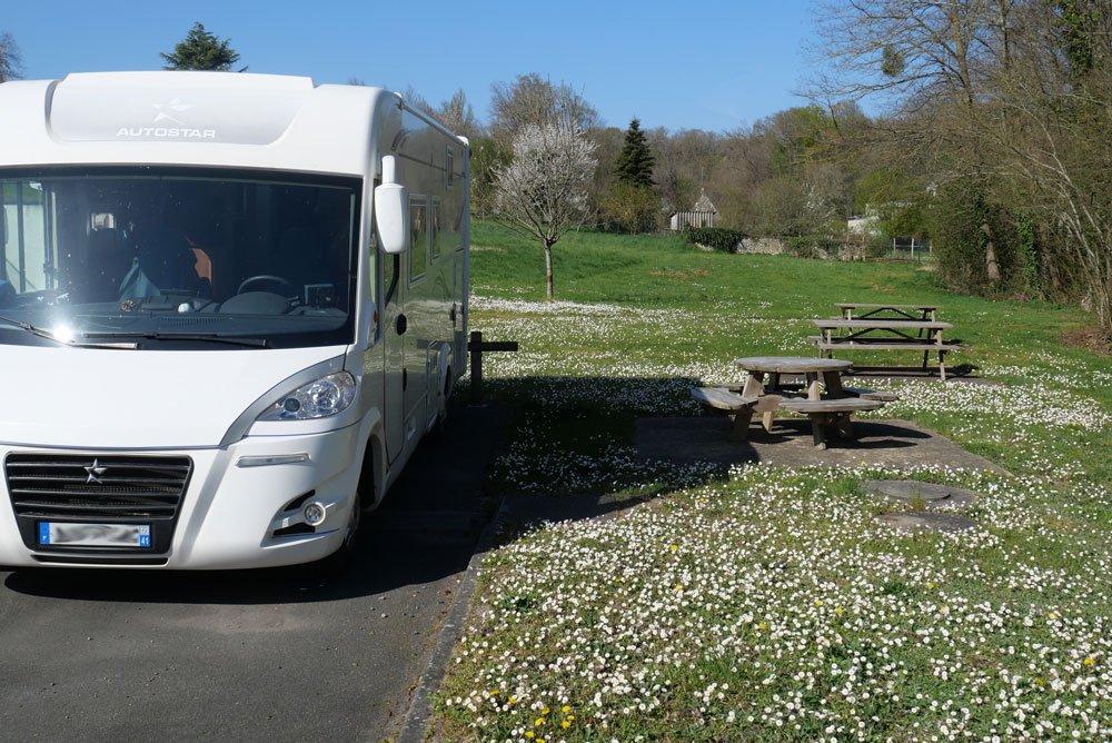 Aire camping-car � Civray-de-Touraine (37150) - Photo 2